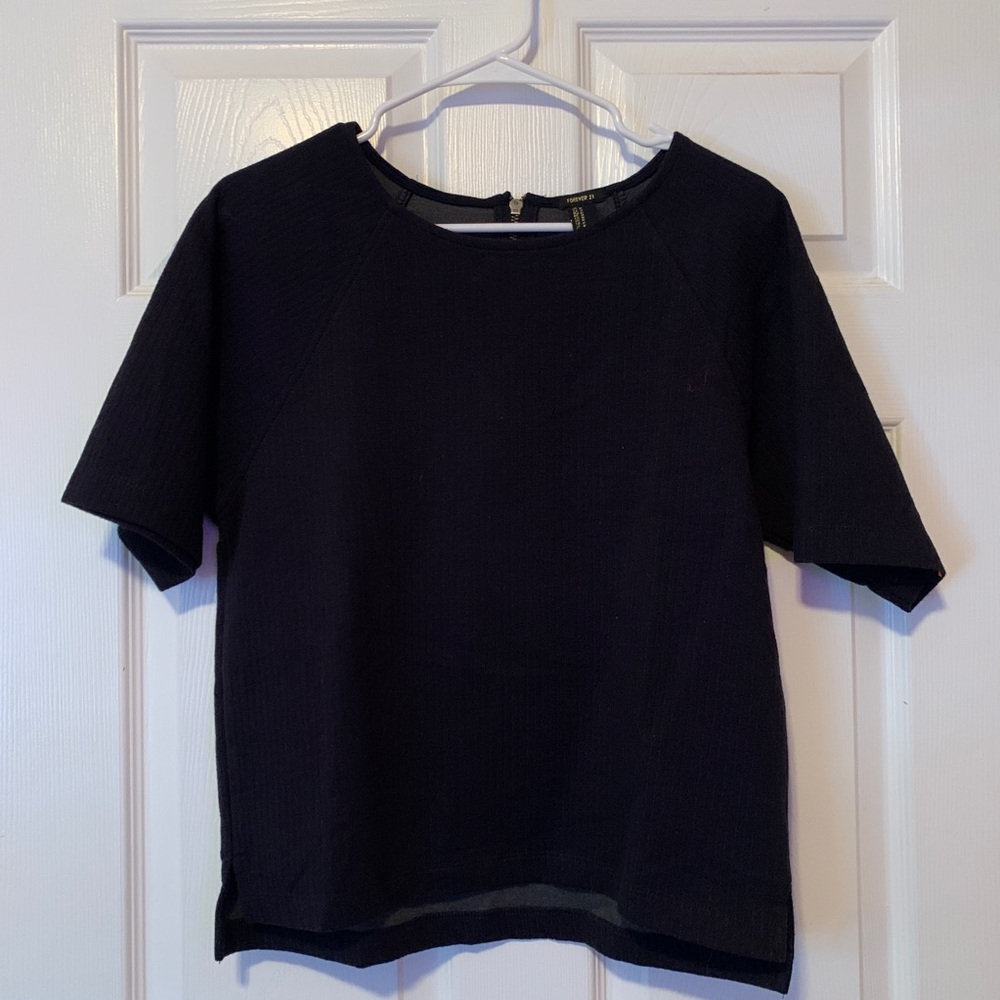 Forever 21 black top with zipper